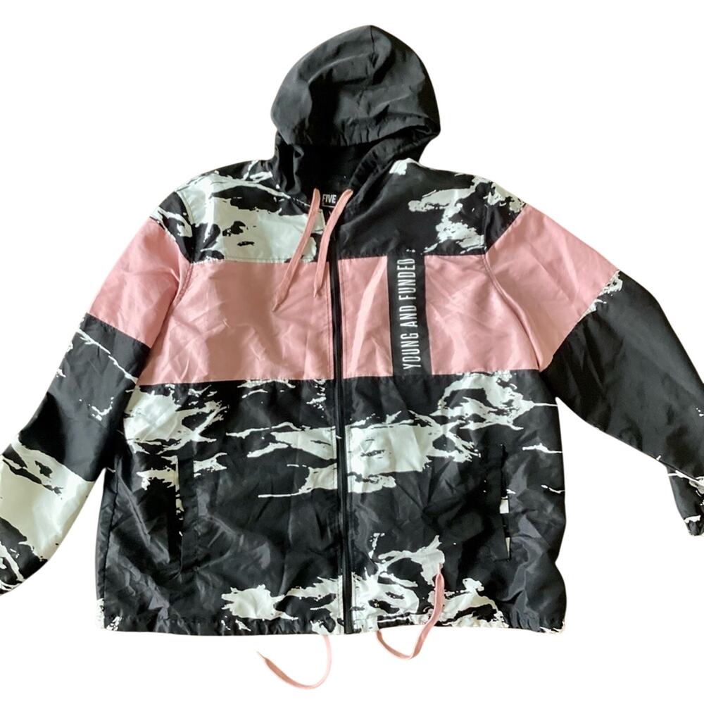 FIVE BY FIVE BY MASTERPIECE Hooded Camo windbreaker